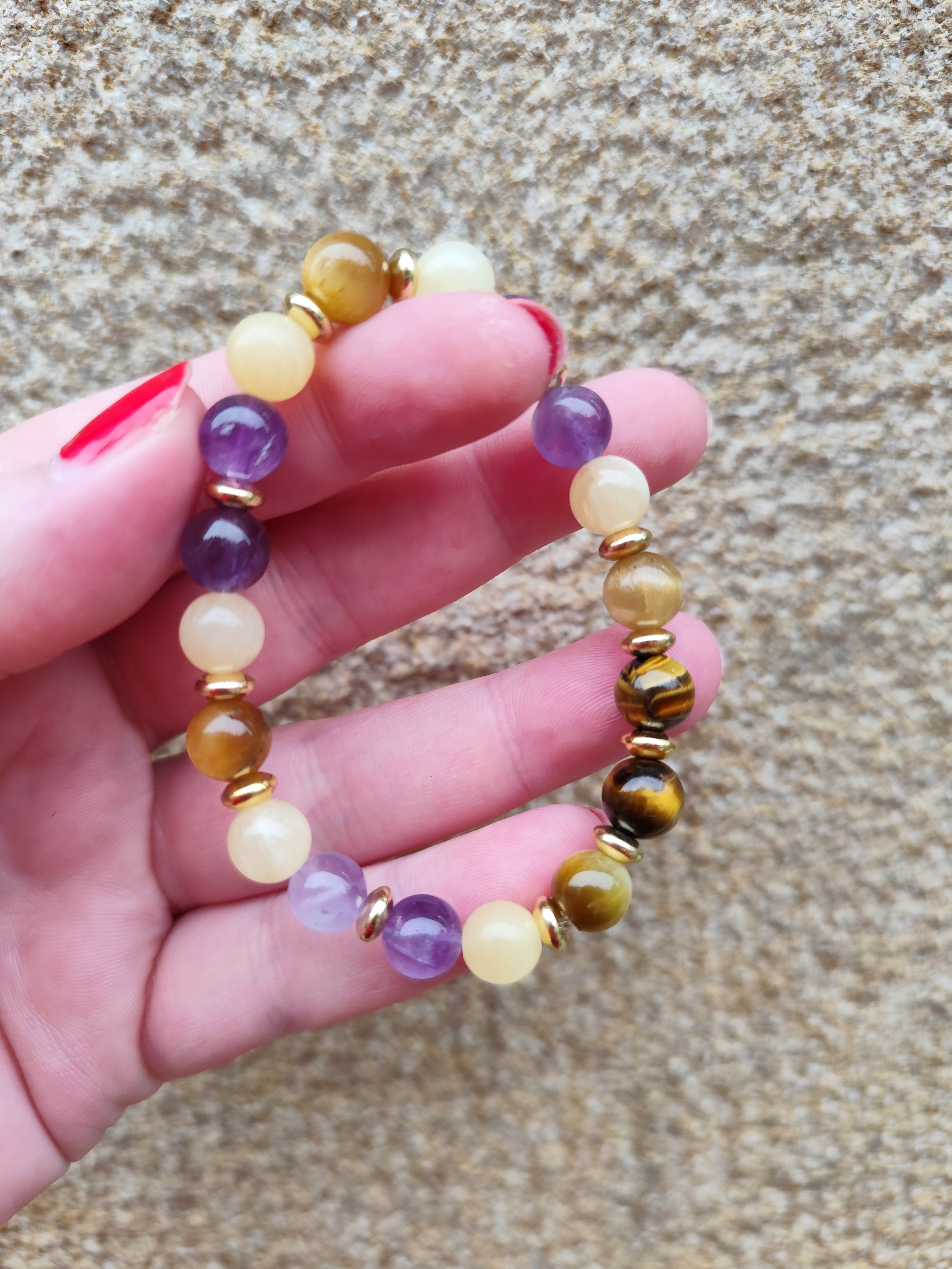 Bracelet “Aura Solaire” – Calcite Jaune, Œil de Tigre & Améthyste ✨