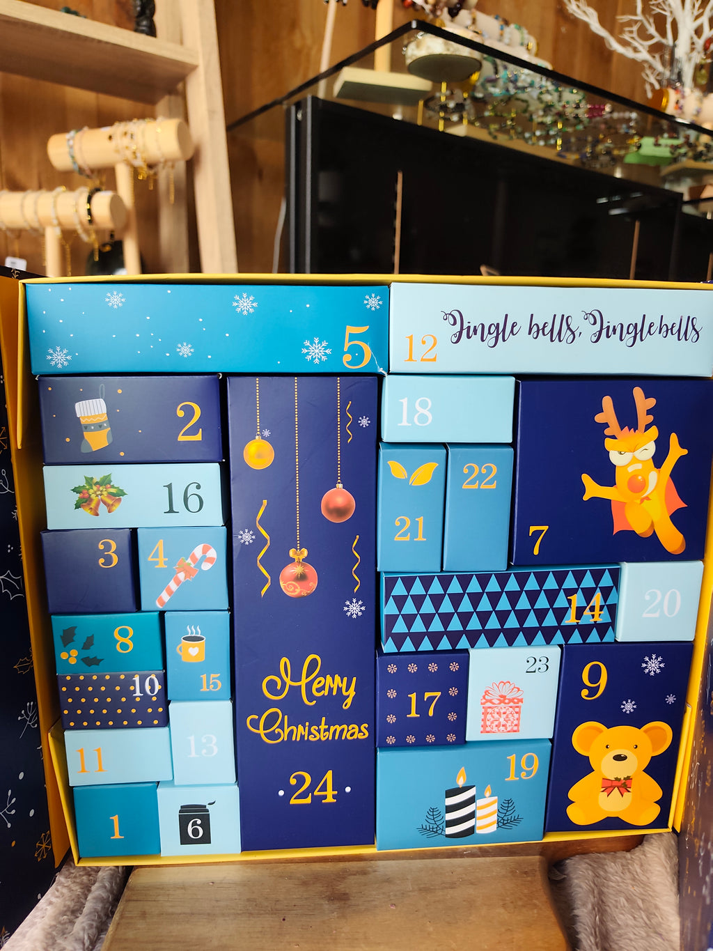 CALENDRIER DE L’AVENT — 24 JOURS DE MAGIE ✨
