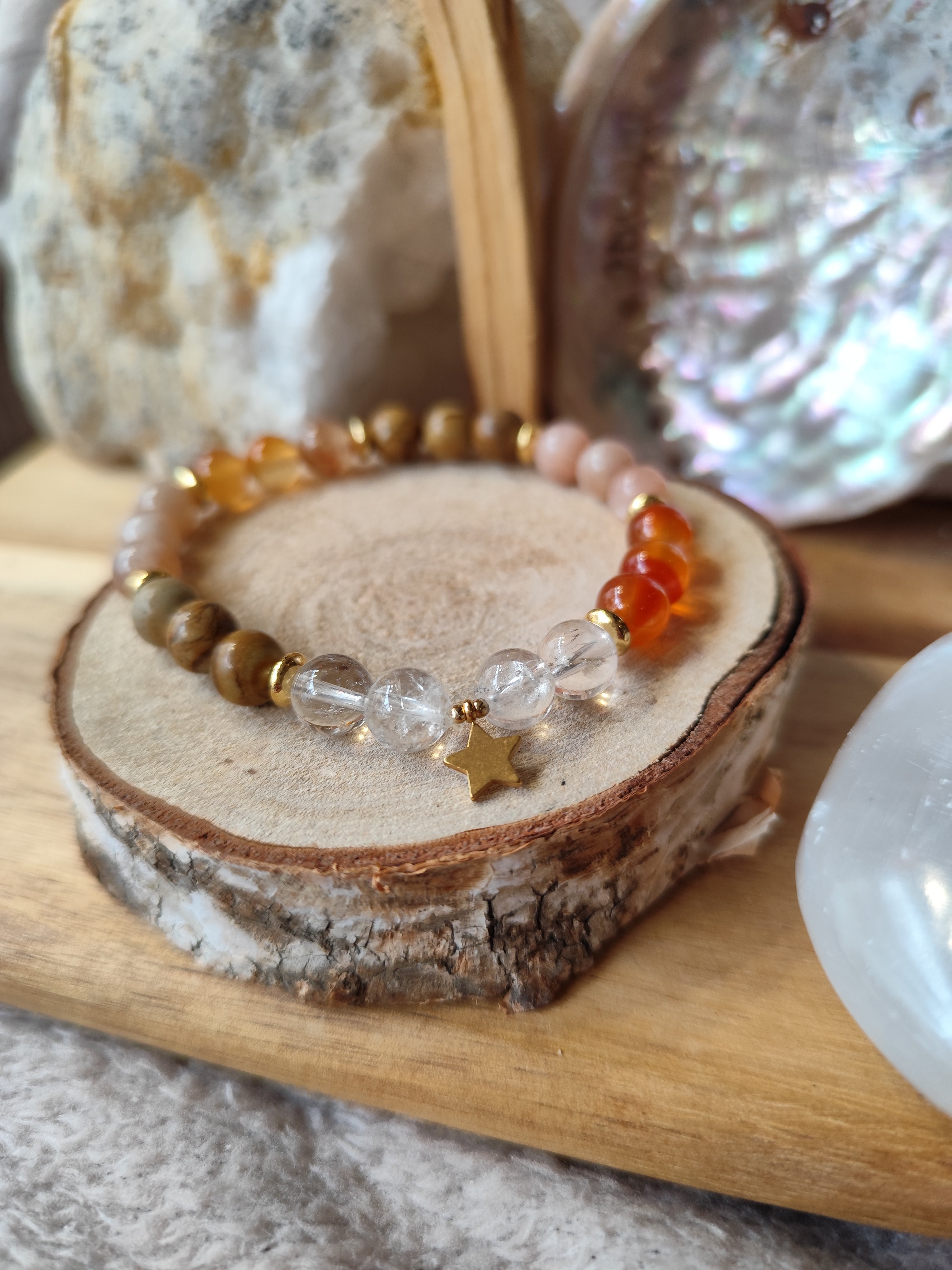 La Star – Bracelet Cornaline, Pierre de Lune, Cristal de Roche & Jaspe Paysage | Collection Œil de Luna