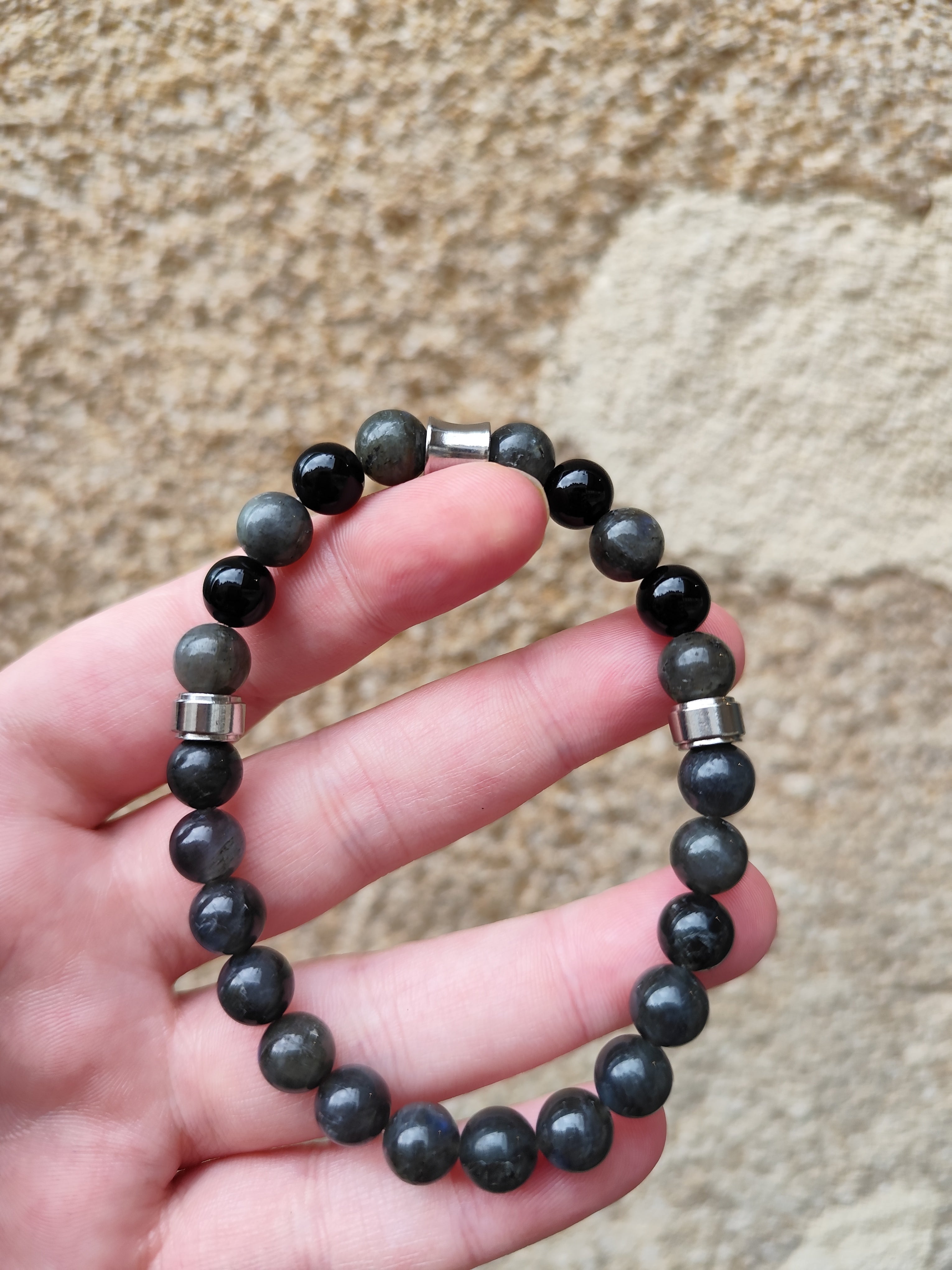 Bracelet Homme Onyx & Labradorite Noire – Sobriété, Protection et Style Minimaliste