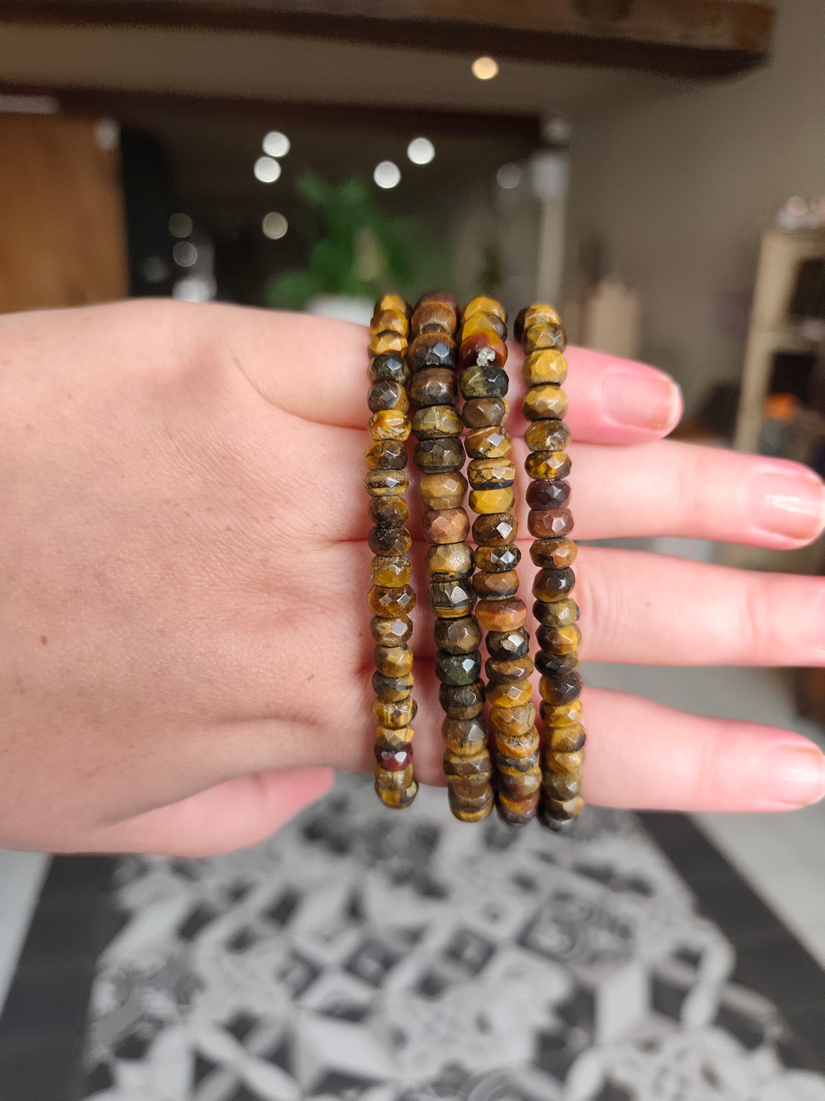 Bracelet Œil de Tigre — Donut facetté 6 mm