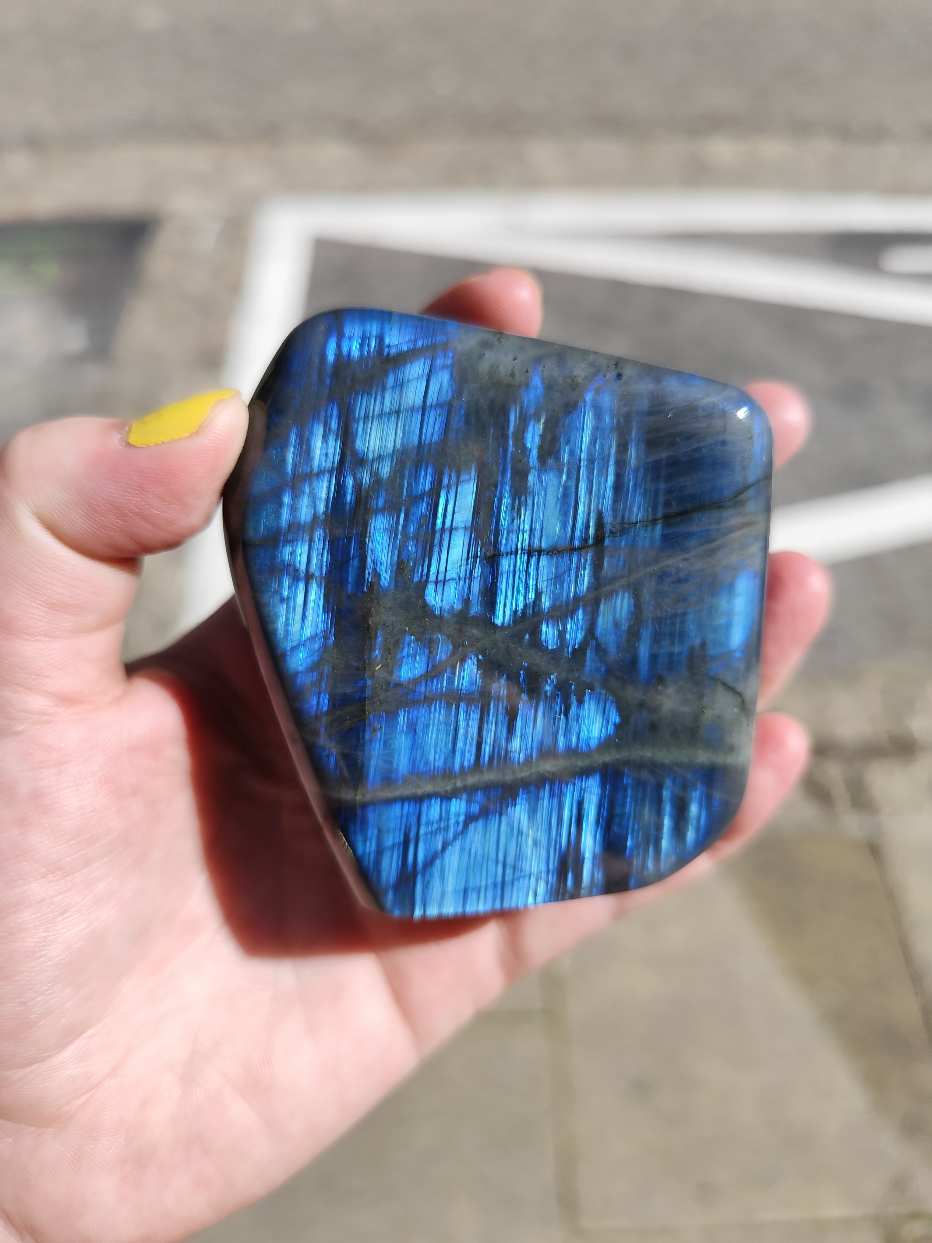 Labradorite 430 g