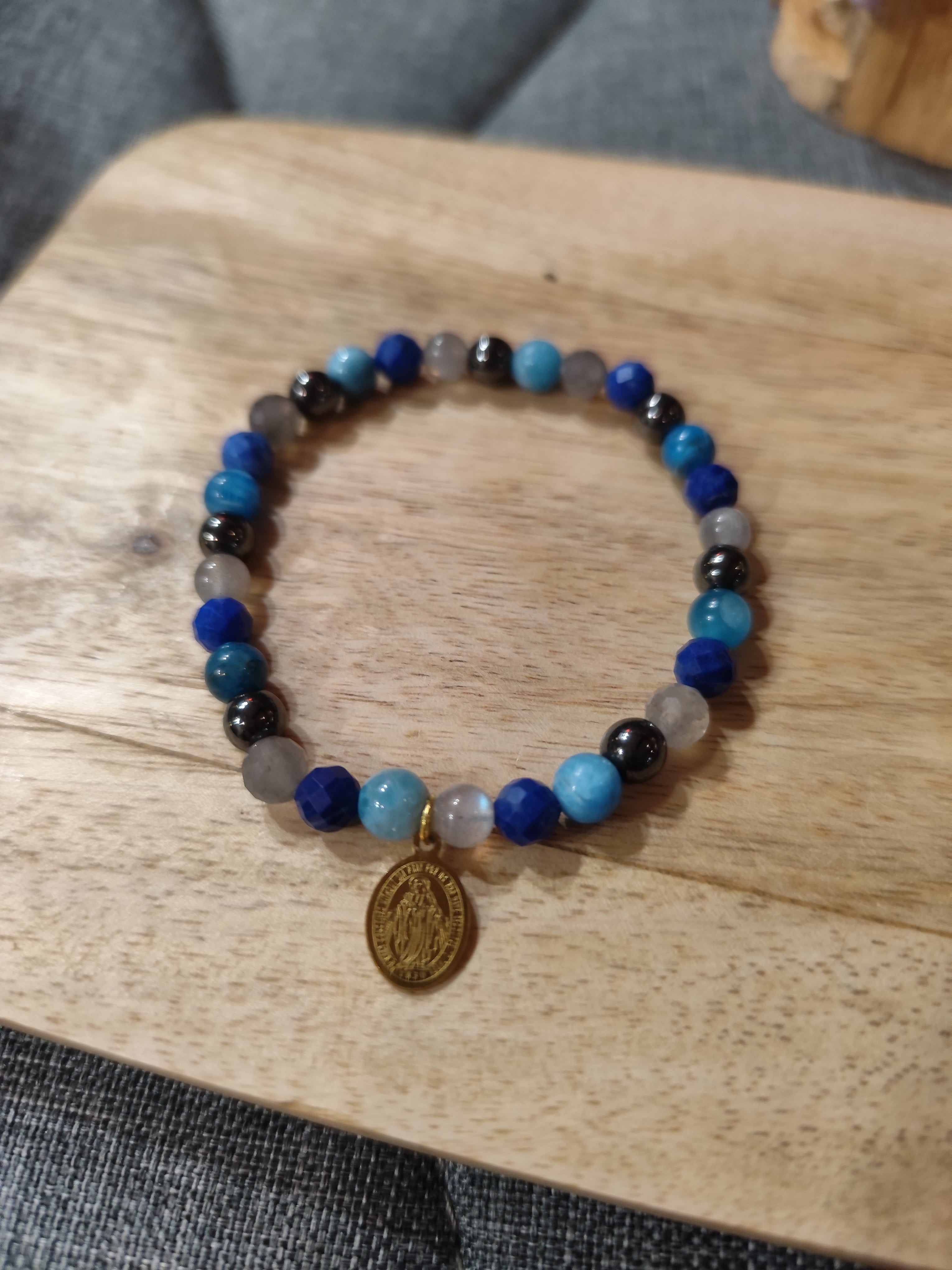Bracelet Sainte Vierge Bleu – Apatite, Lapis Lazuli, Labradorite & Hématite | Bijou Spirituel